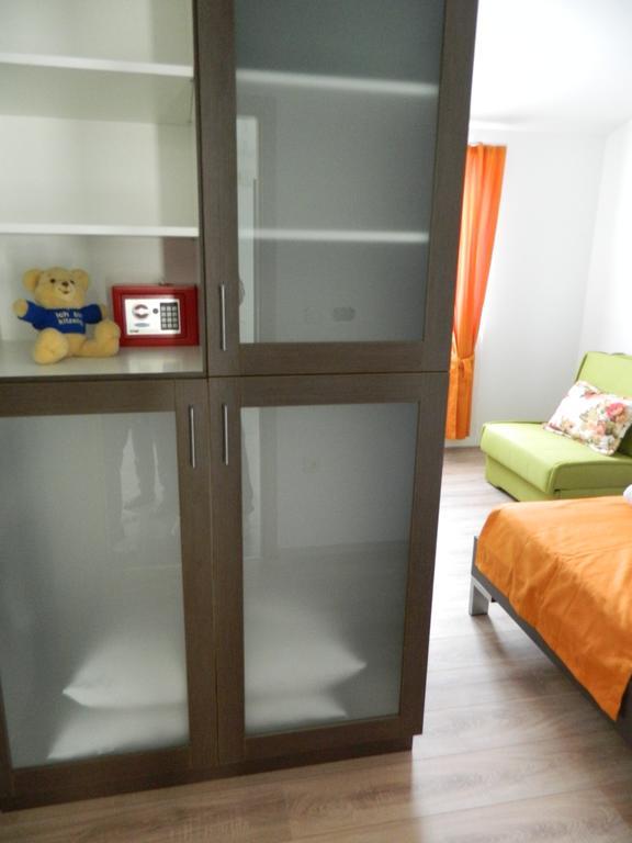 פודגורה Apartmani Marinovic מראה חיצוני תמונה
