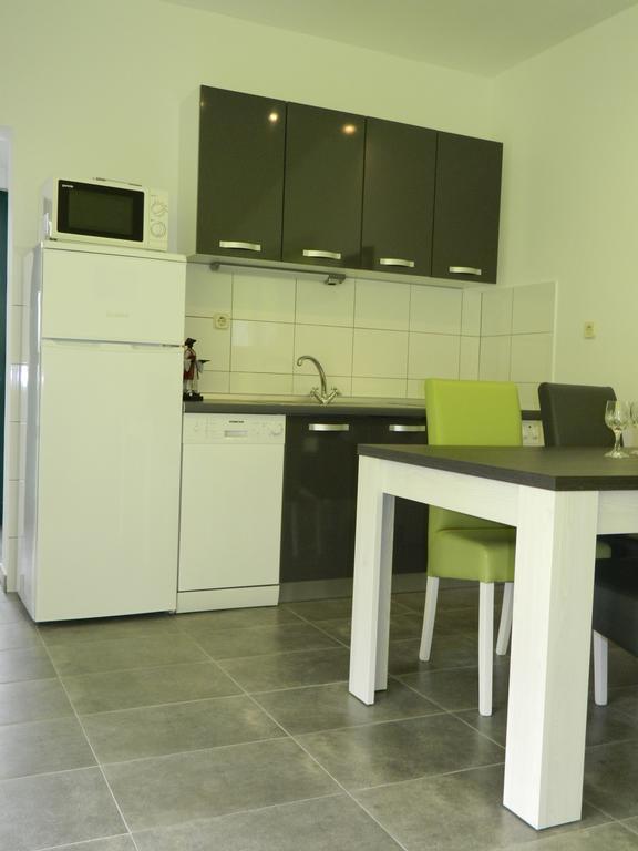 פודגורה Apartmani Marinovic מראה חיצוני תמונה