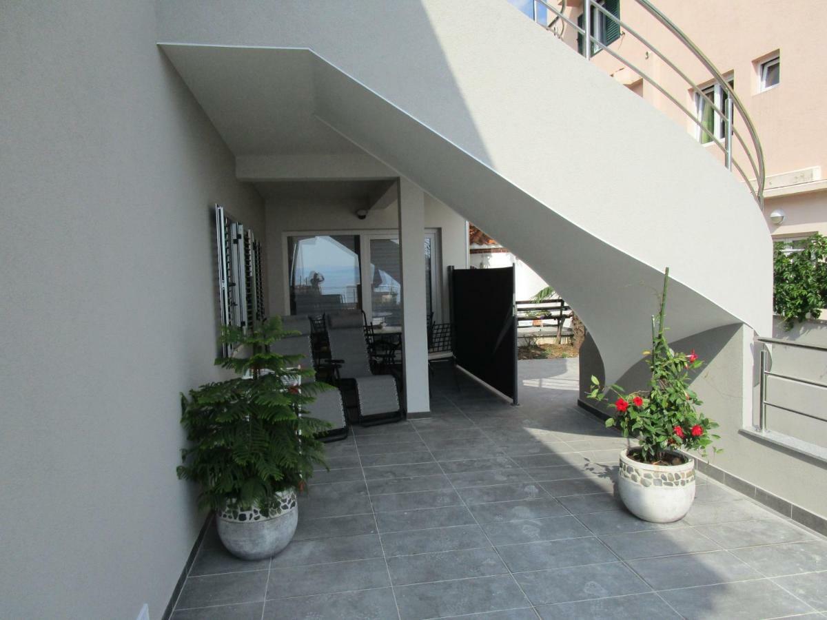 פודגורה Apartmani Marinovic מראה חיצוני תמונה